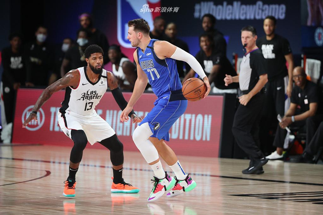 中不断调整 中不断调整